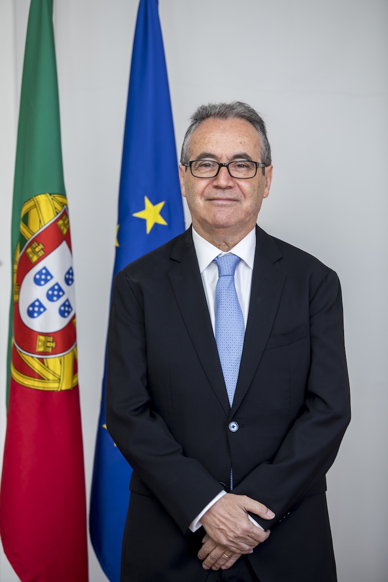 Fotografia do Presidente do Tribunal Constitucional, Conselheiro Jos Joo Abrantes